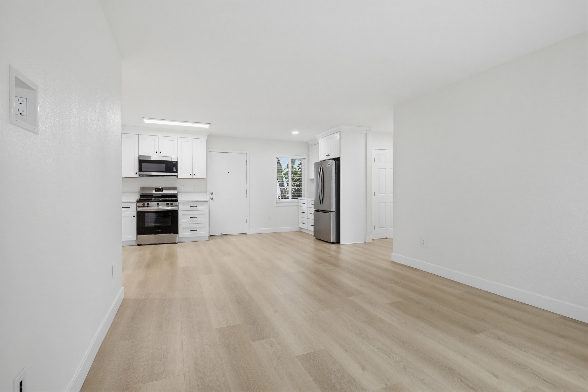 Virtual tour photo 17 of 116 for 2611 W Baylor Cir