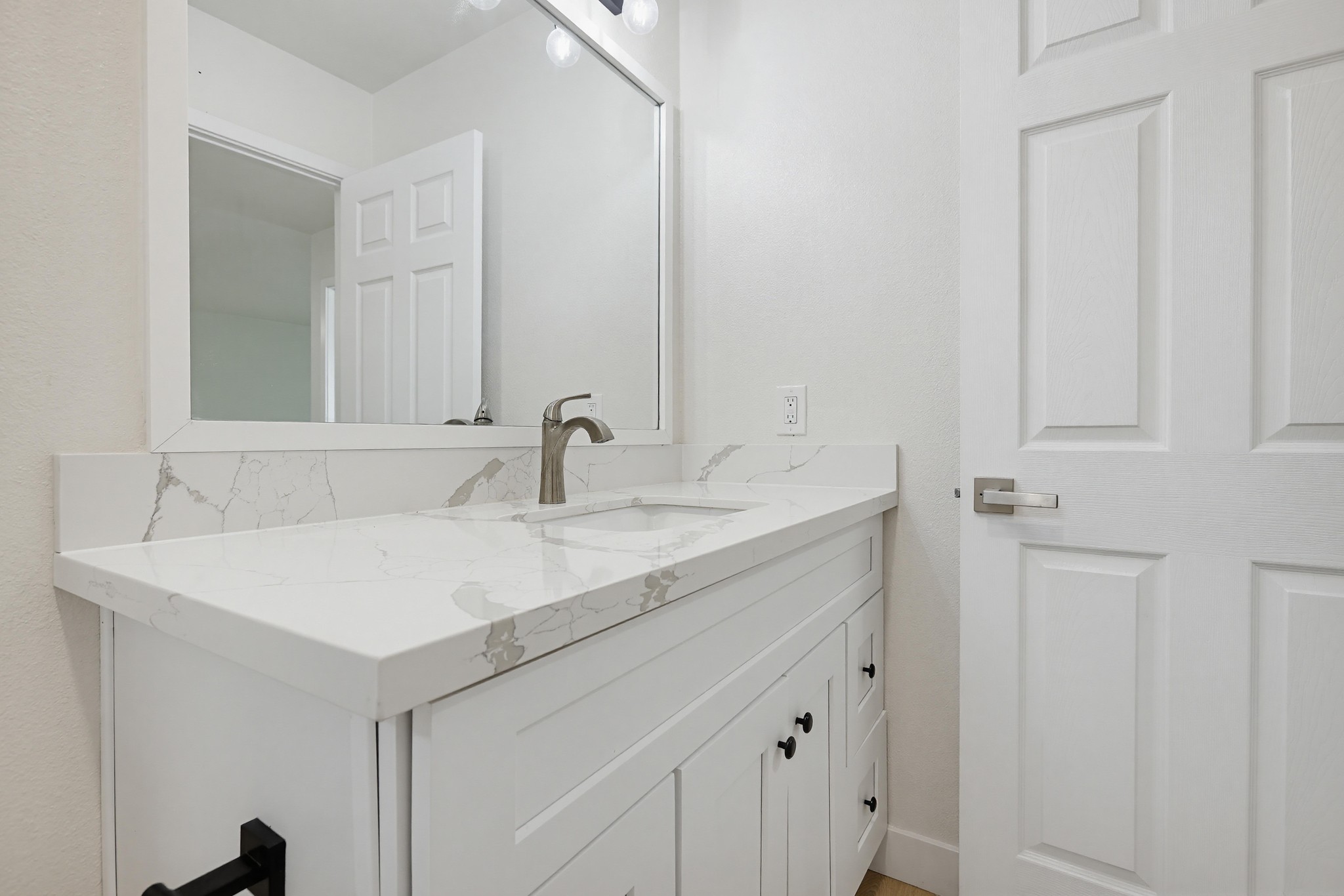 Virtual tour photo 34 of 116 for 2611 W Baylor Cir