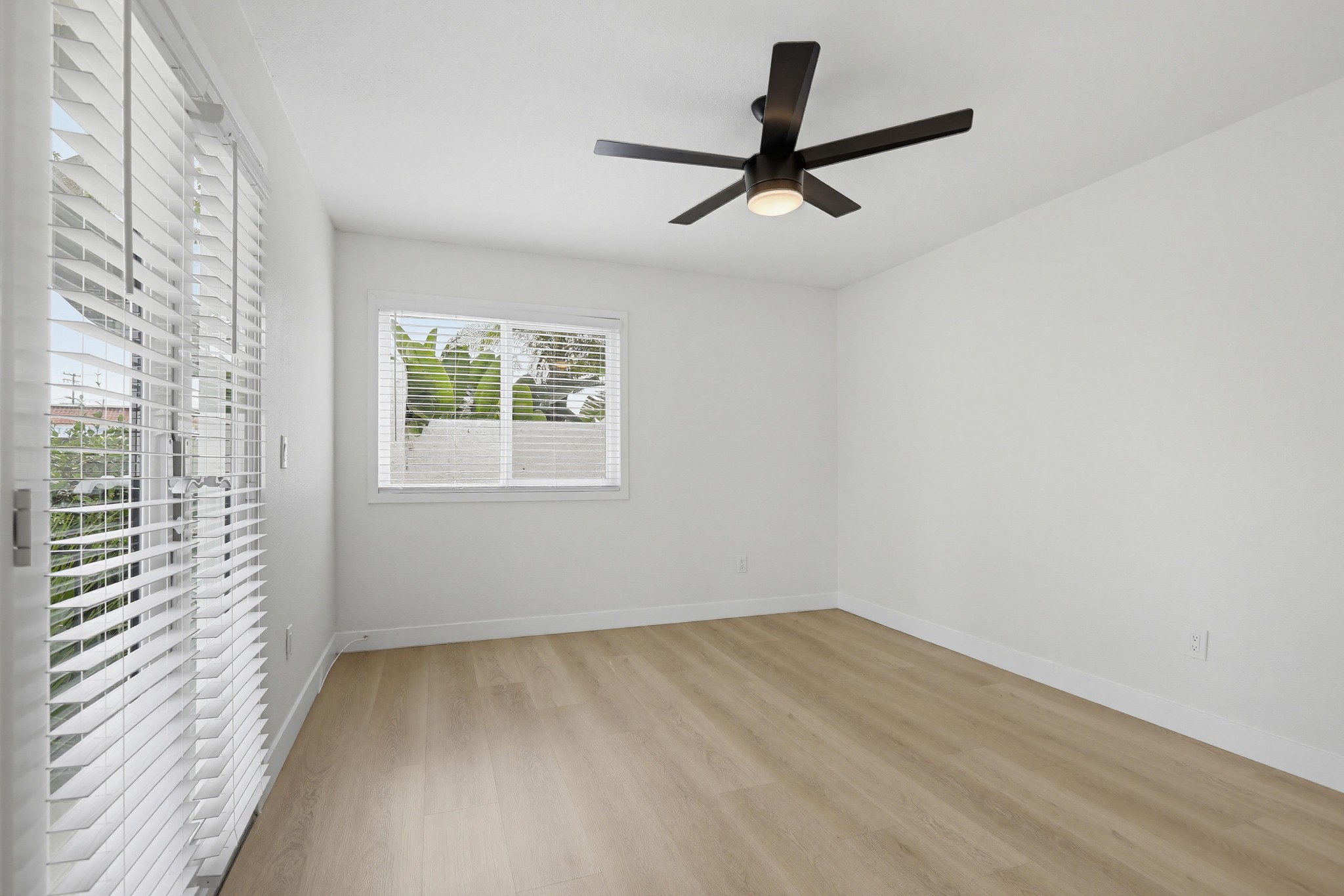 Virtual tour photo 37 of 116 for 2611 W Baylor Cir
