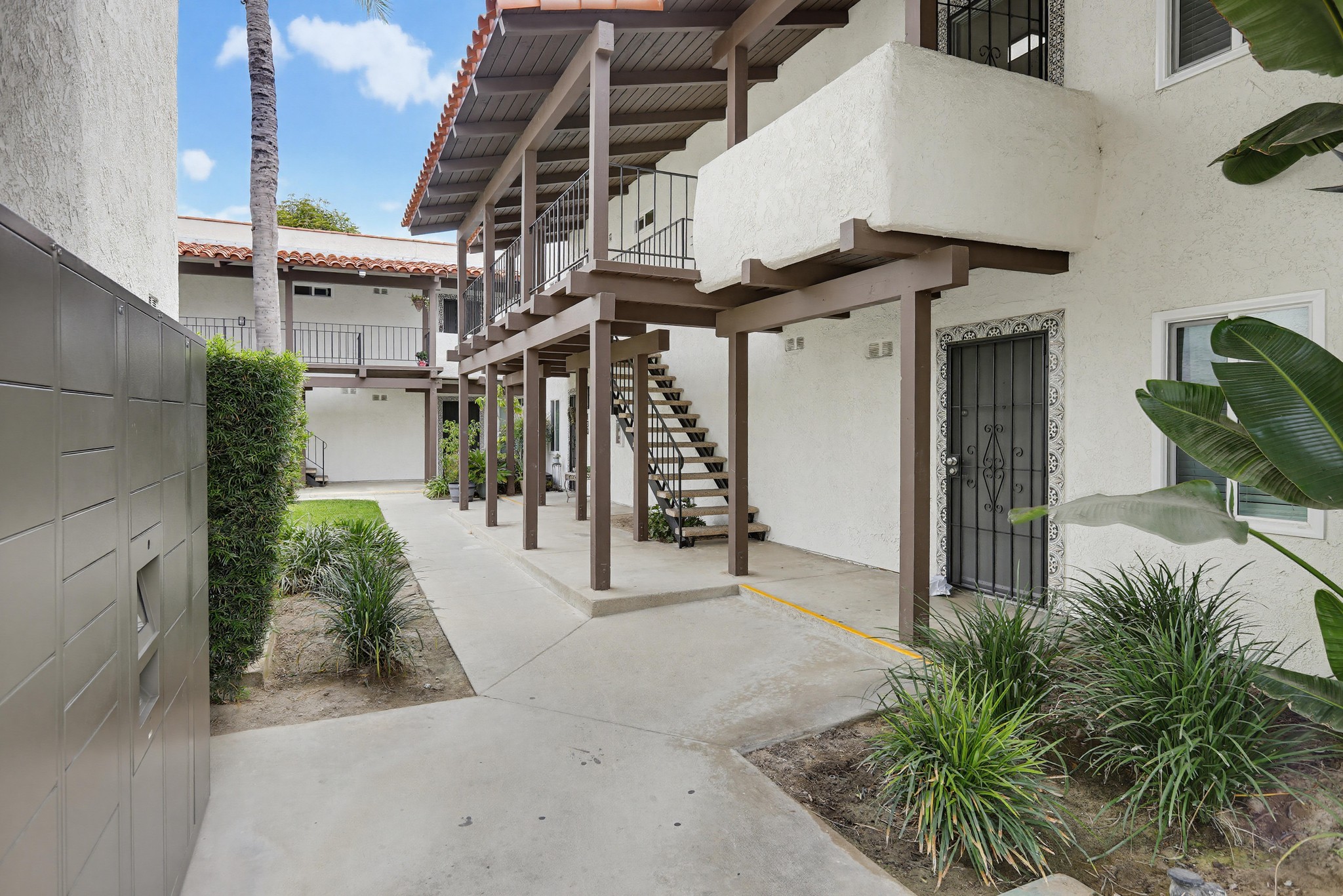 Virtual tour photo 41 of 116 for 2611 W Baylor Cir