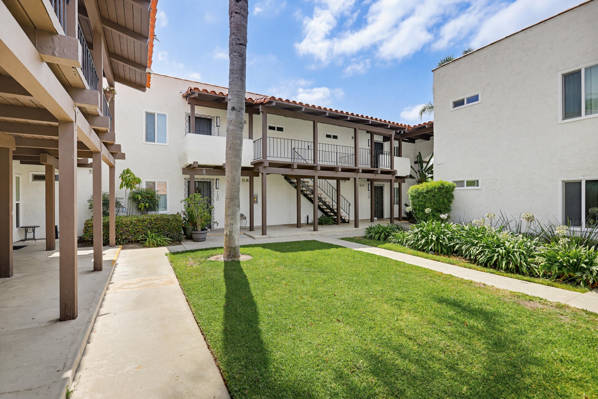 Virtual tour photo 42 of 116 for 2611 W Baylor Cir