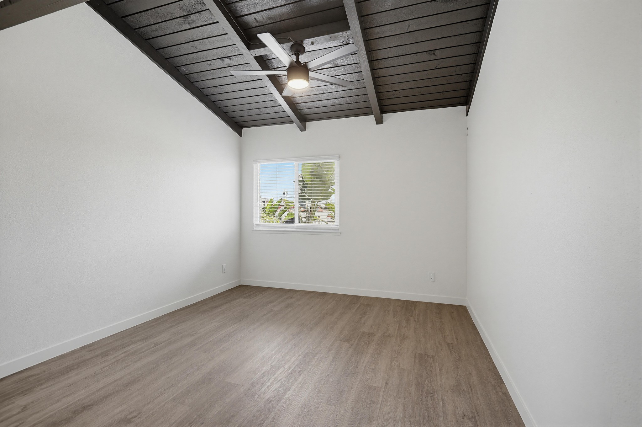Virtual tour photo 81 of 116 for 2611 W Baylor Cir