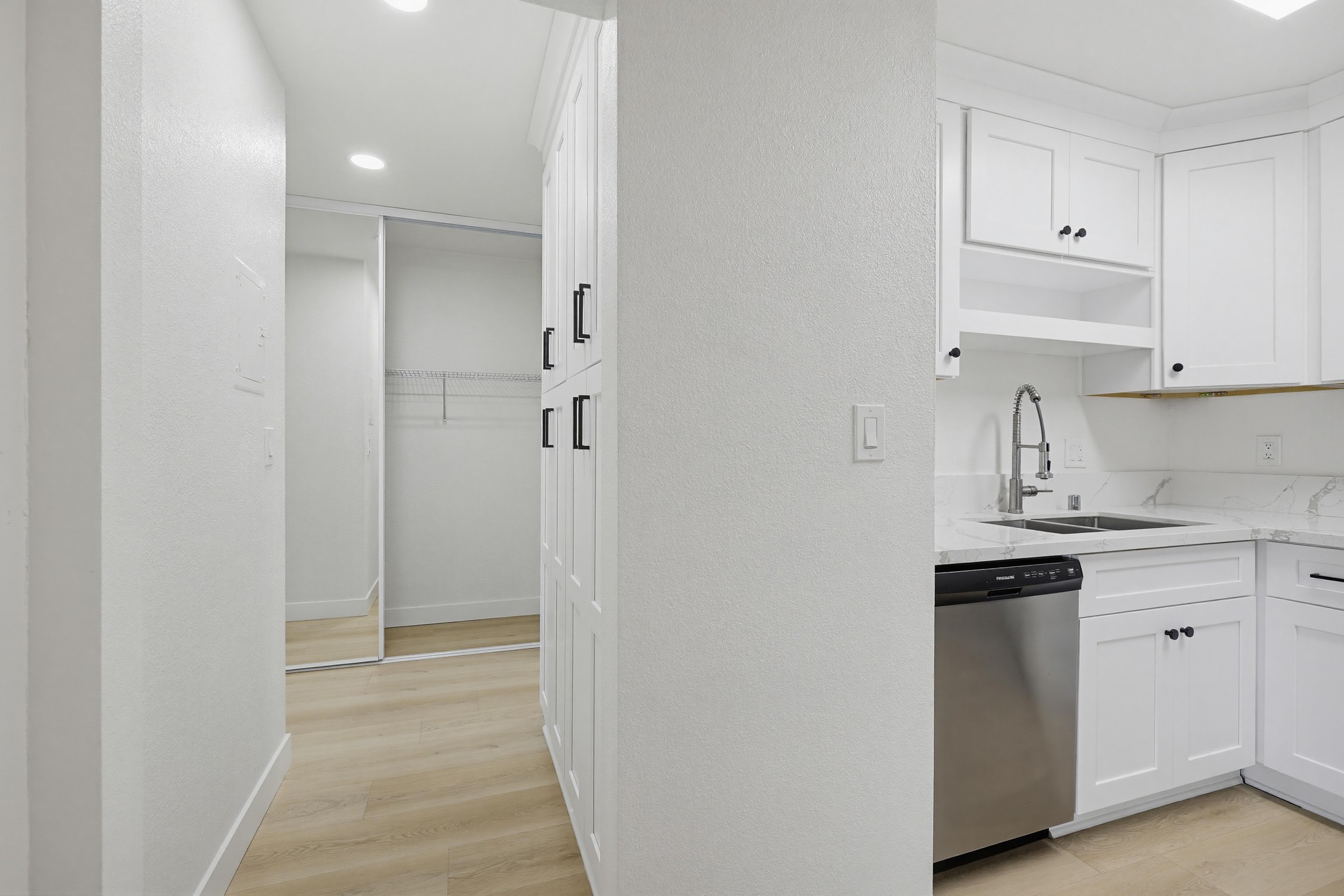 Virtual tour photo 104 of 116 for 2611 W Baylor Cir