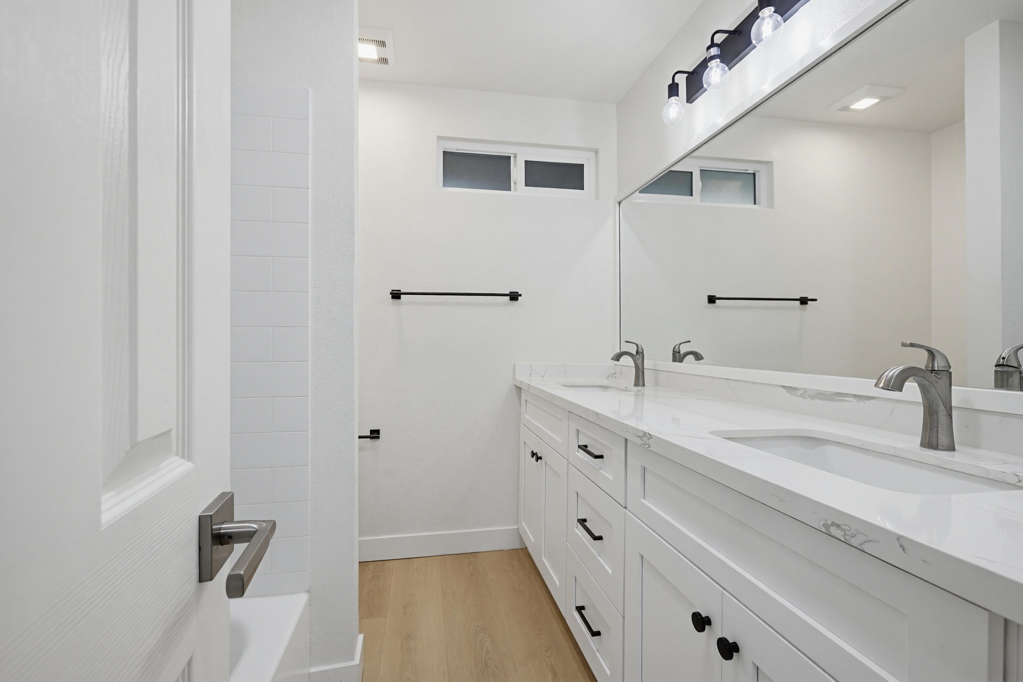 Virtual tour photo 106 of 116 for 2611 W Baylor Cir