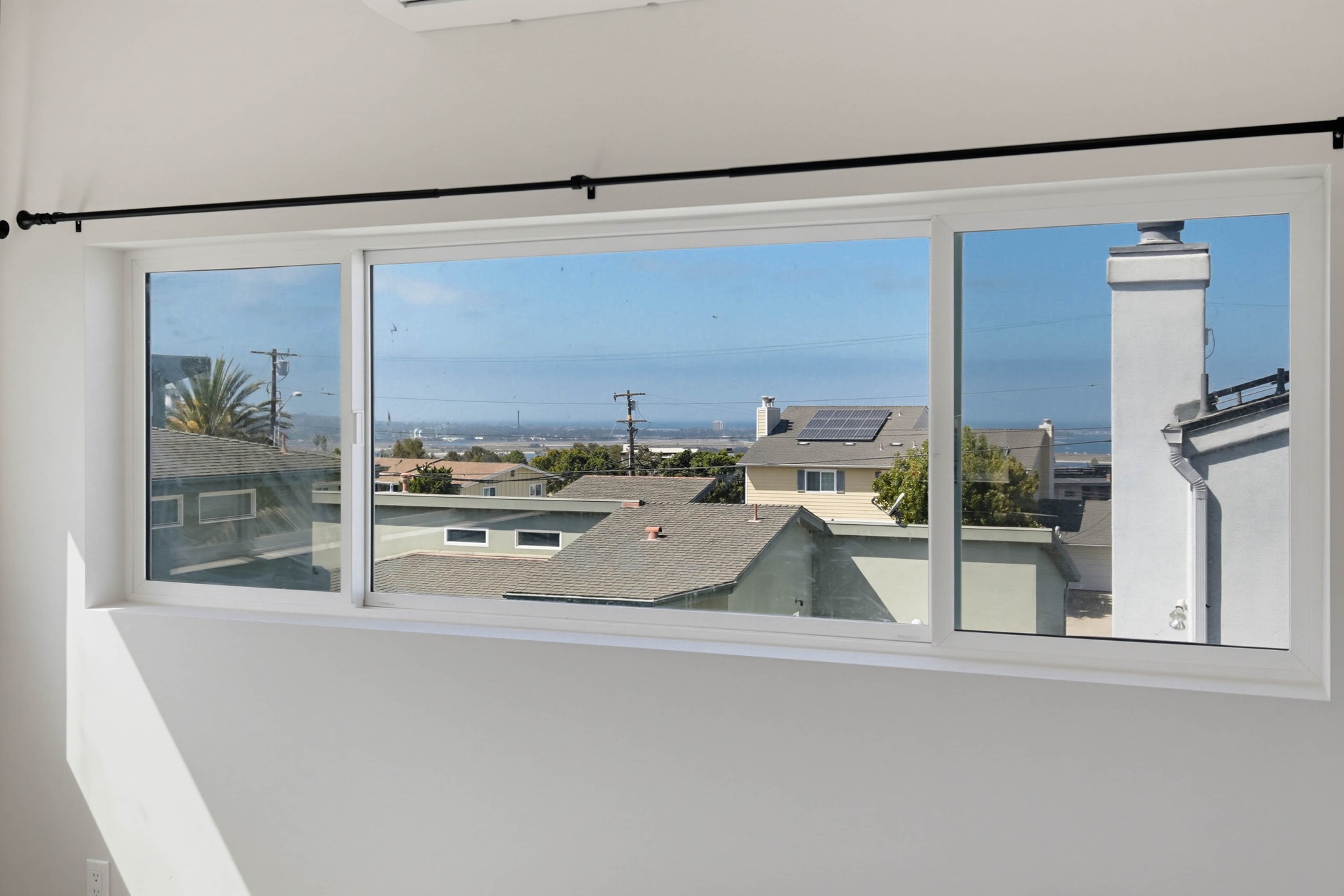 Virtual tour photo 4 of 57 for 2612 Arnott St #1
