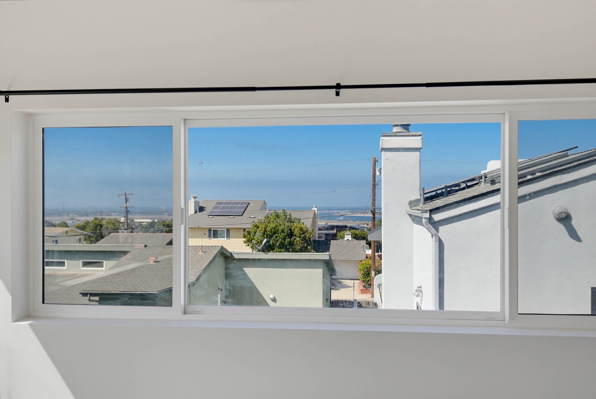 Virtual tour photo 5 of 57 for 2612 Arnott St #1