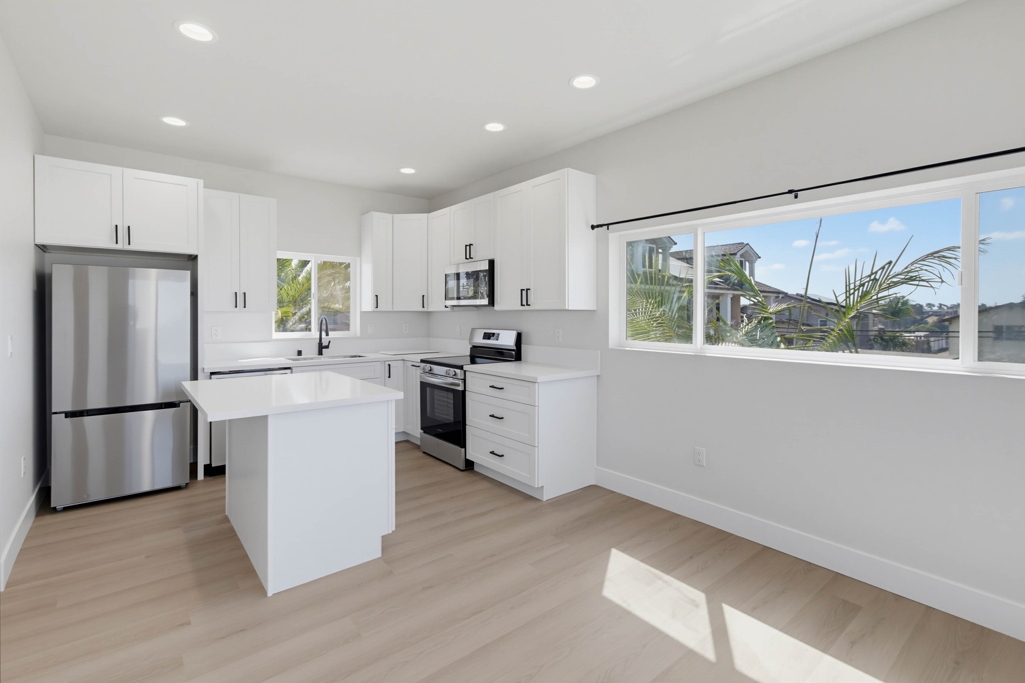 Virtual tour photo 6 of 57 for 2612 Arnott St #1