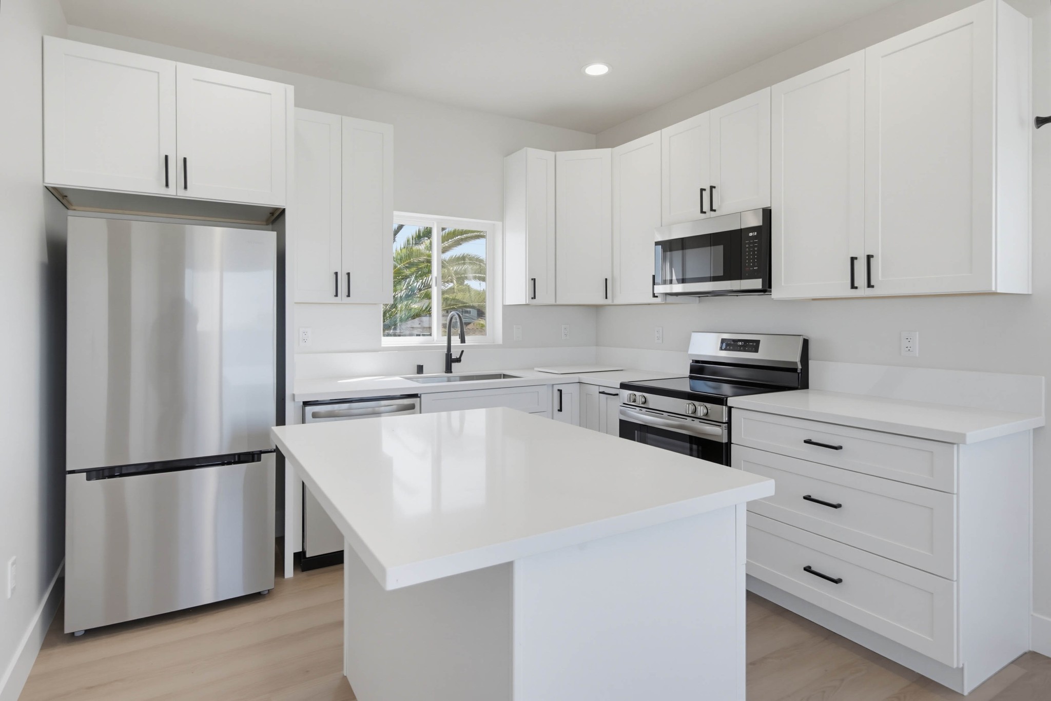 Virtual tour photo 10 of 57 for 2612 Arnott St #1