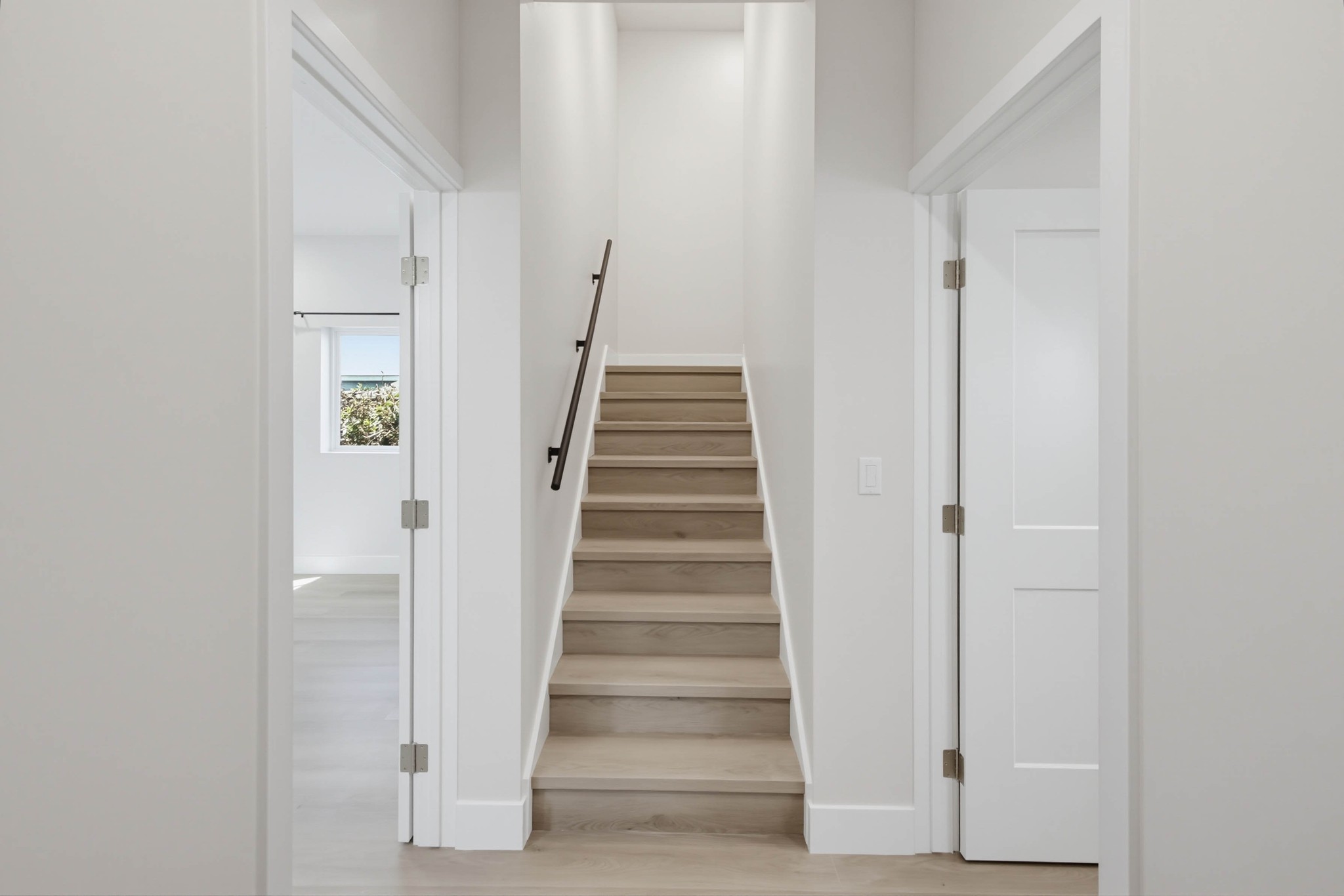Virtual tour photo 14 of 57 for 2612 Arnott St #1