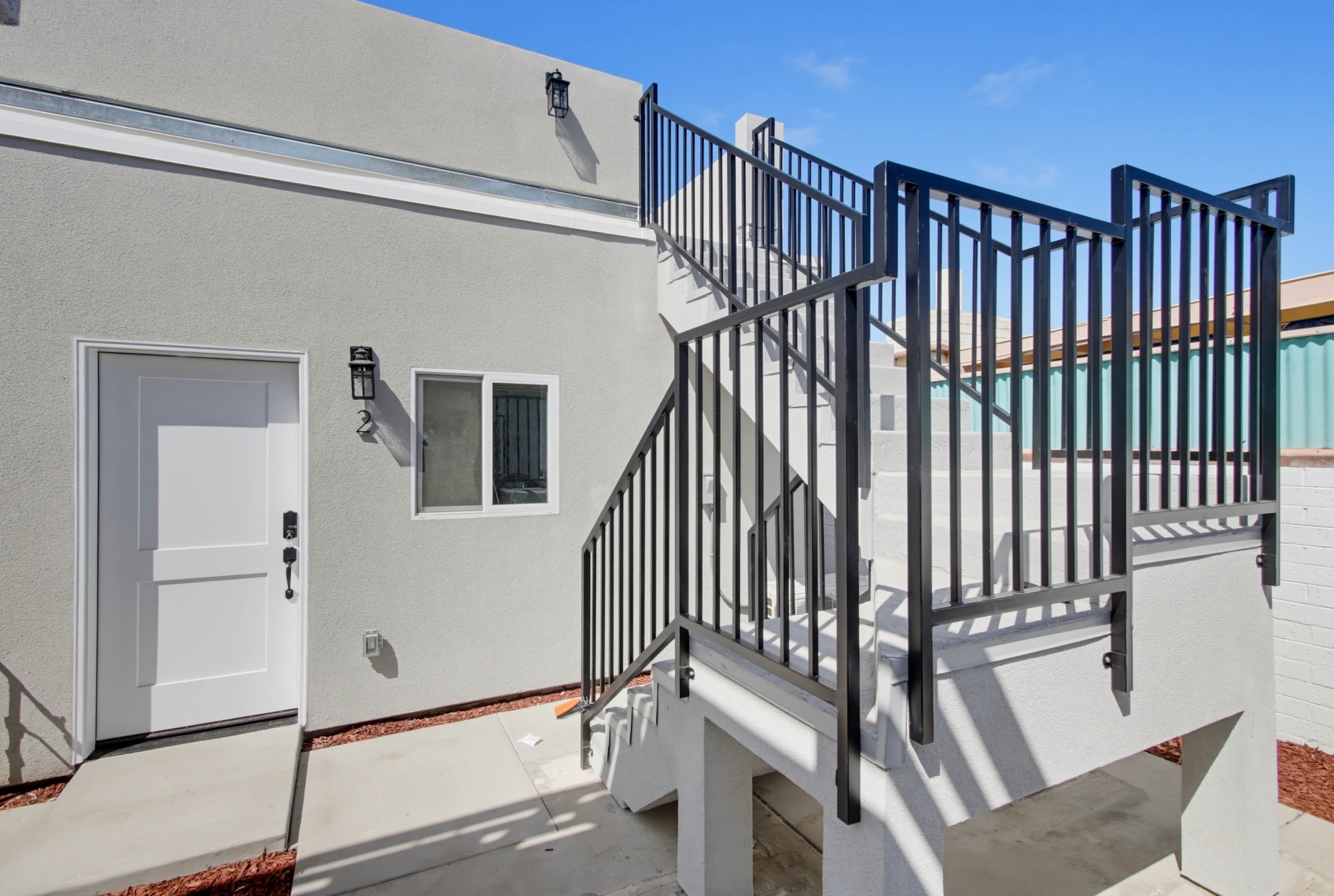 Virtual tour photo 4 of 34 for 2612 Arnott St #2
