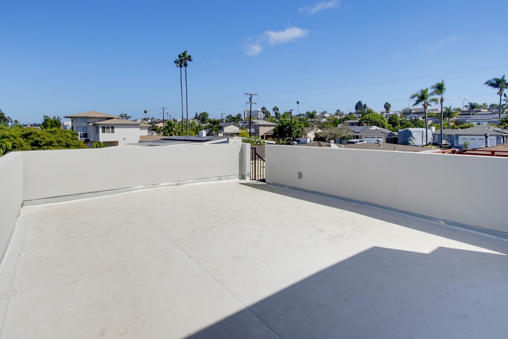 Virtual tour photo 26 of 34 for 2612 Arnott St #2
