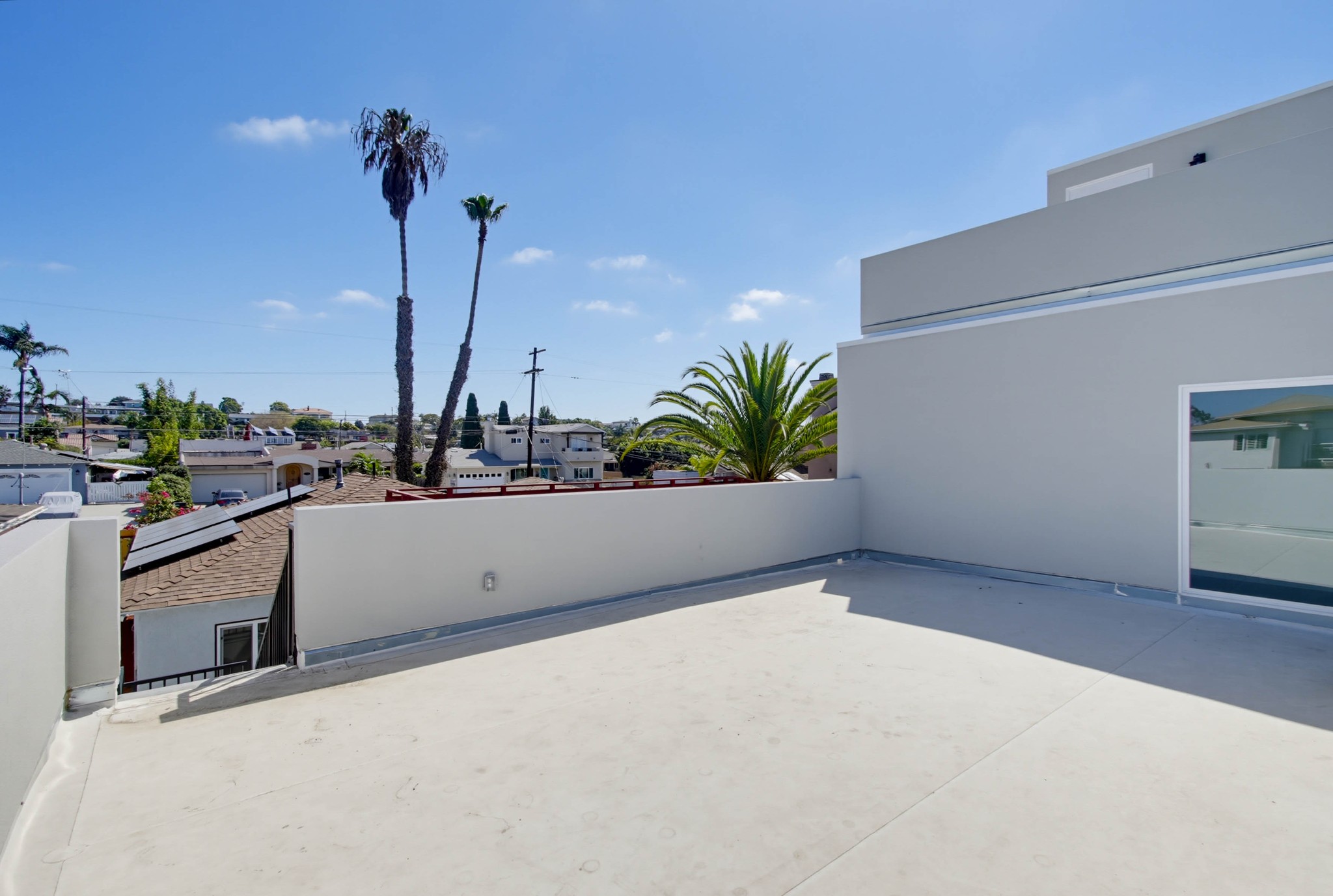 Virtual tour photo 27 of 34 for 2612 Arnott St #2