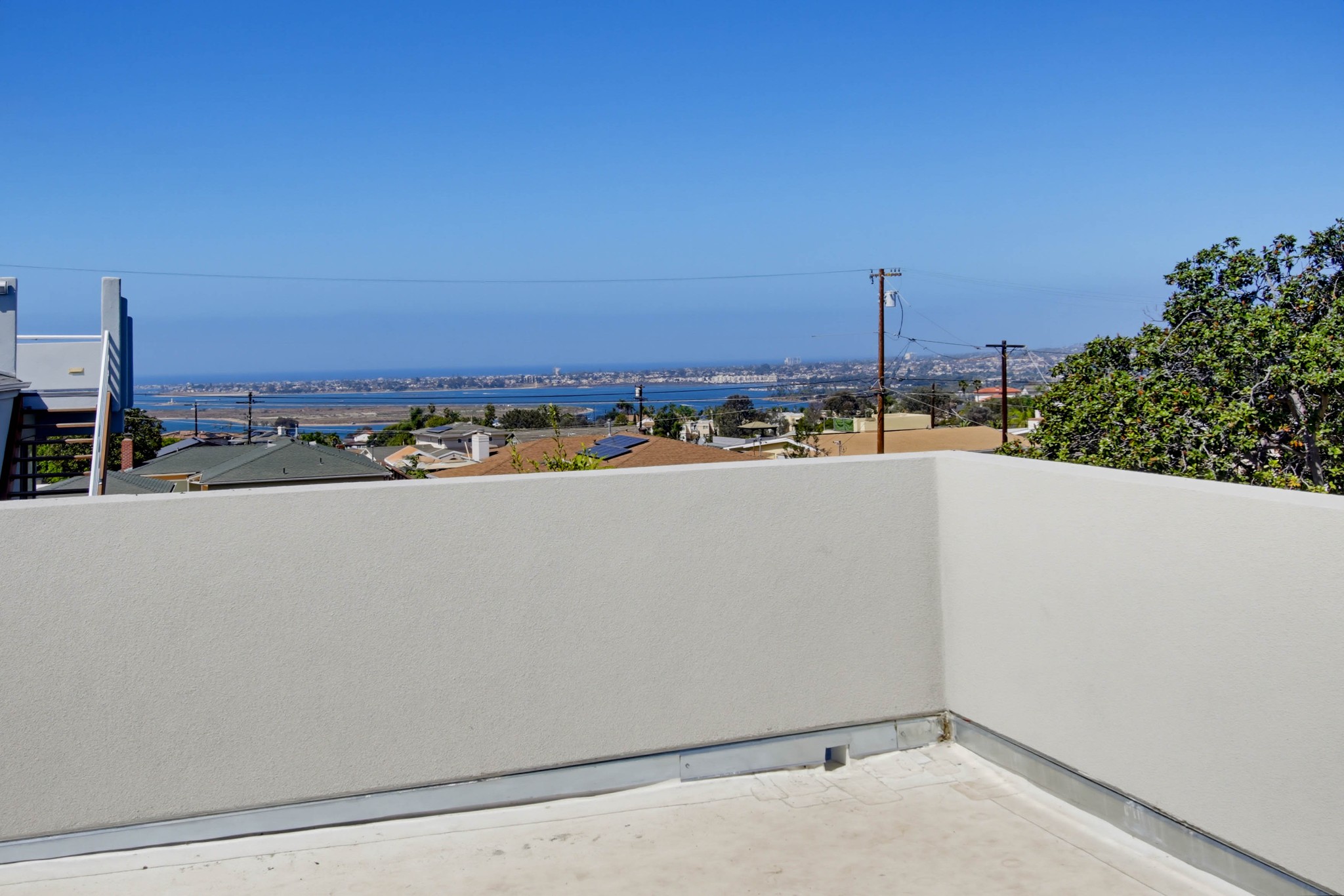 Virtual tour photo 28 of 34 for 2612 Arnott St #2