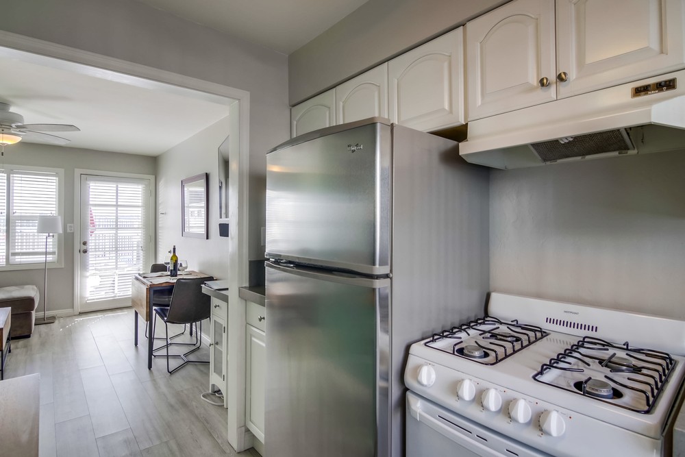 Virtual tour photo 21 of 30 for 2613 Mission Blvd #3