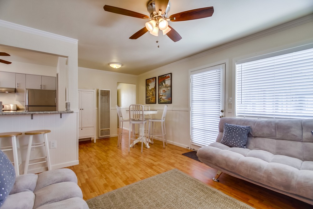 Virtual tour photo 31 of 51 for 2613 Mission Blvd #4