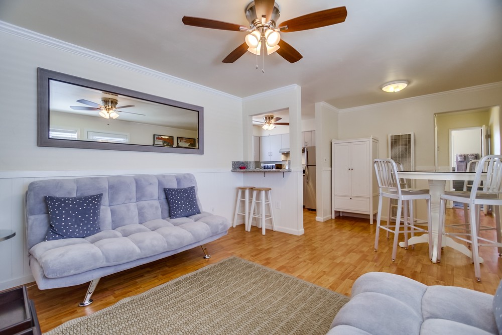 Virtual tour photo 32 of 51 for 2613 Mission Blvd #4