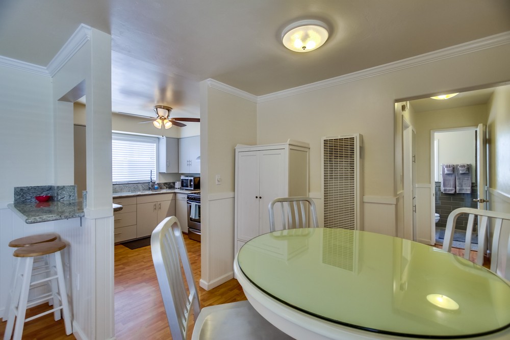 Virtual tour photo 33 of 51 for 2613 Mission Blvd #4