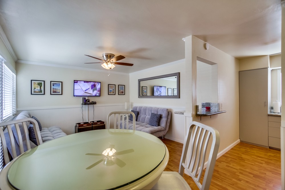 Virtual tour photo 34 of 51 for 2613 Mission Blvd #4
