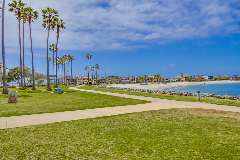 Virtual tour photo 51 of 51 for 2613 Mission Blvd #4