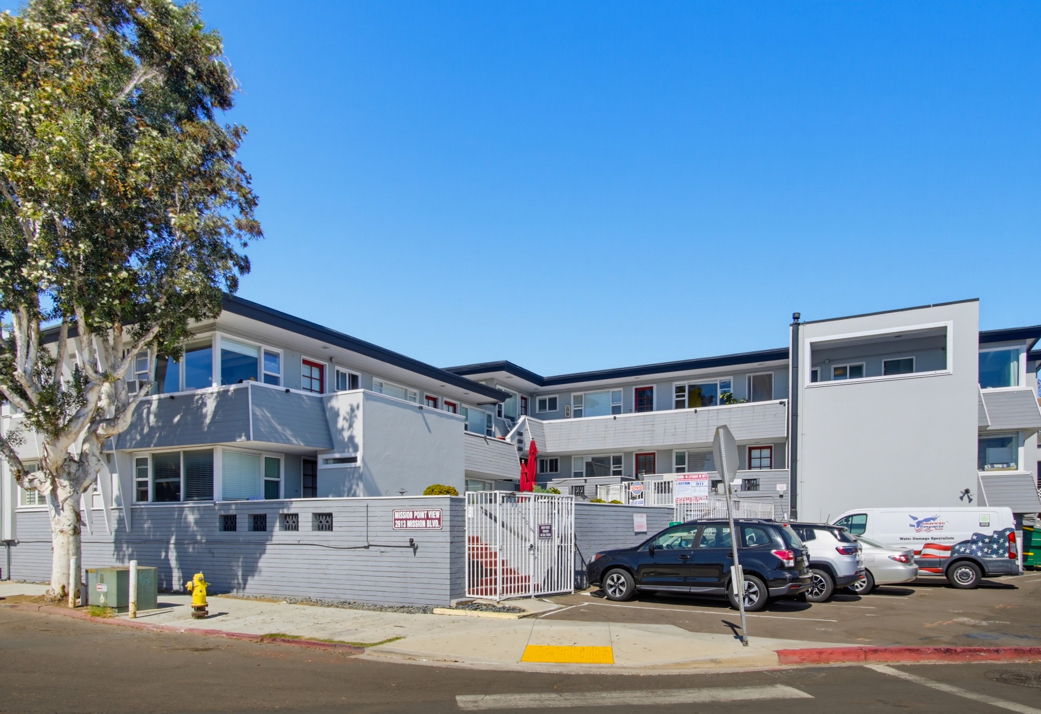 Virtual tour photo 1 of 80 for 2613 Mission Blvd Apt 14