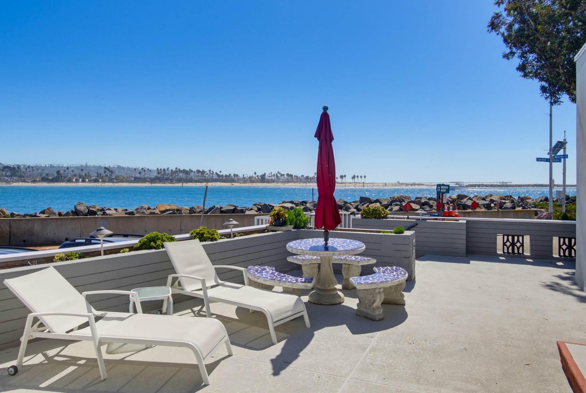 Virtual tour photo 10 of 80 for 2613 Mission Blvd Apt 14