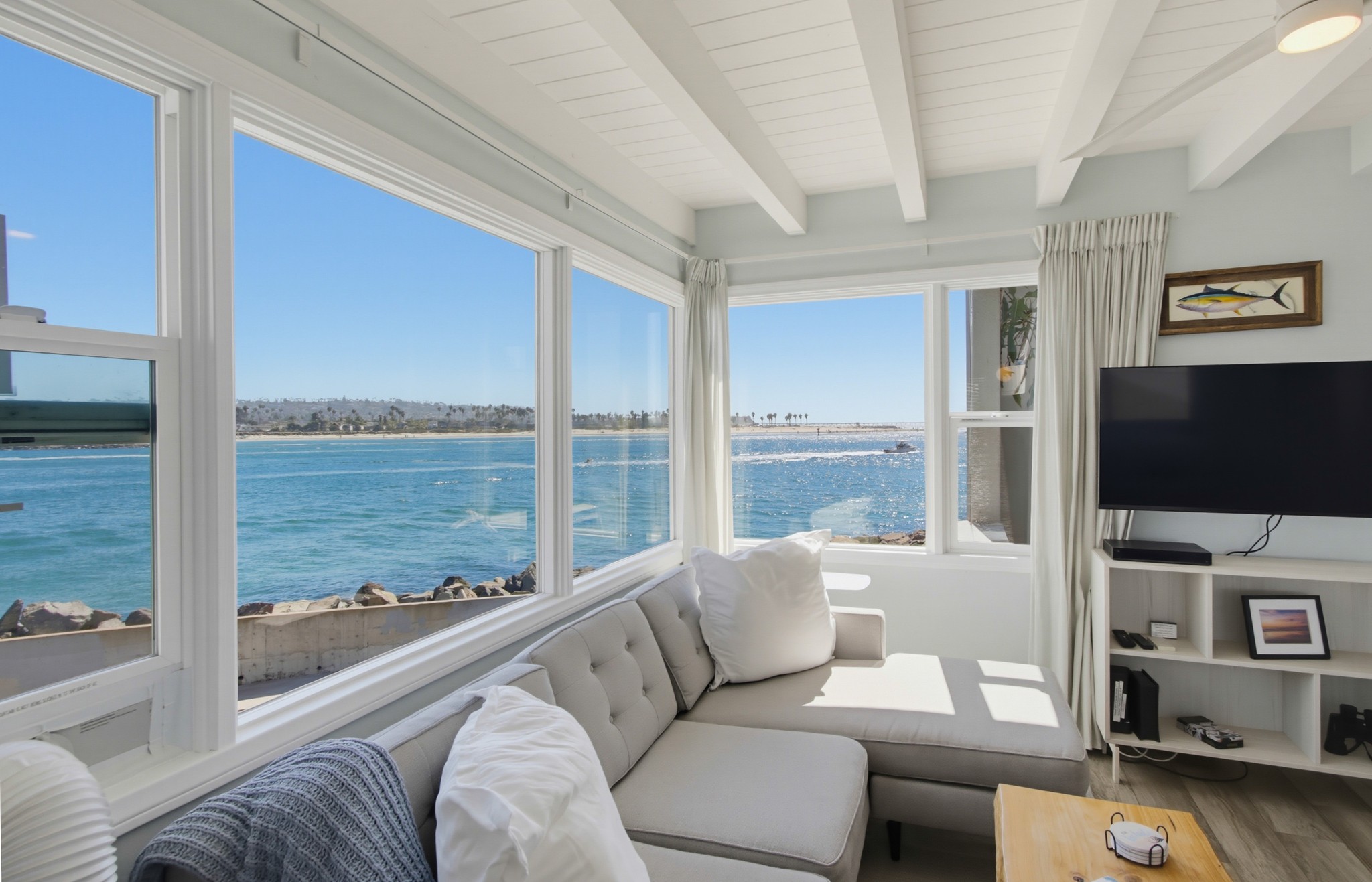 Virtual tour photo 17 of 80 for 2613 Mission Blvd Apt 14