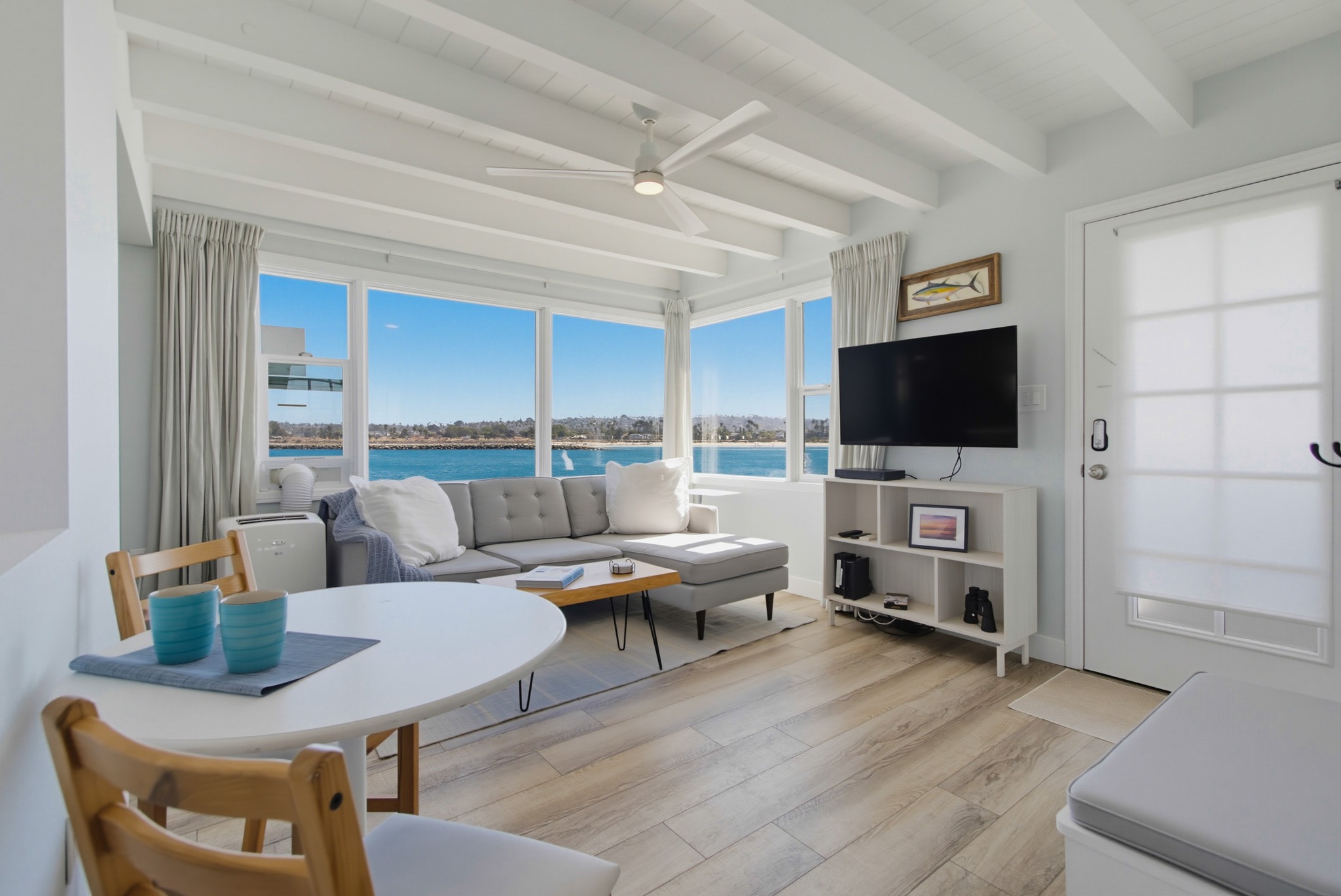 Virtual tour photo 19 of 80 for 2613 Mission Blvd Apt 14