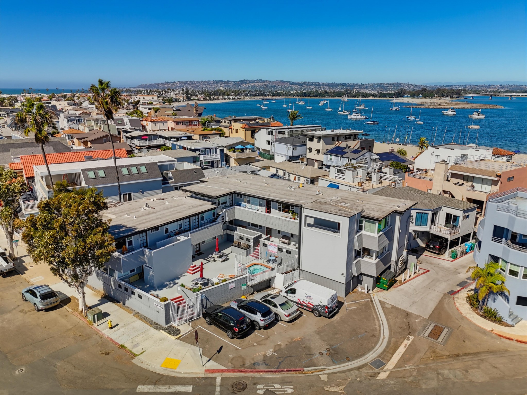 Virtual tour photo 47 of 80 for 2613 Mission Blvd Apt 14
