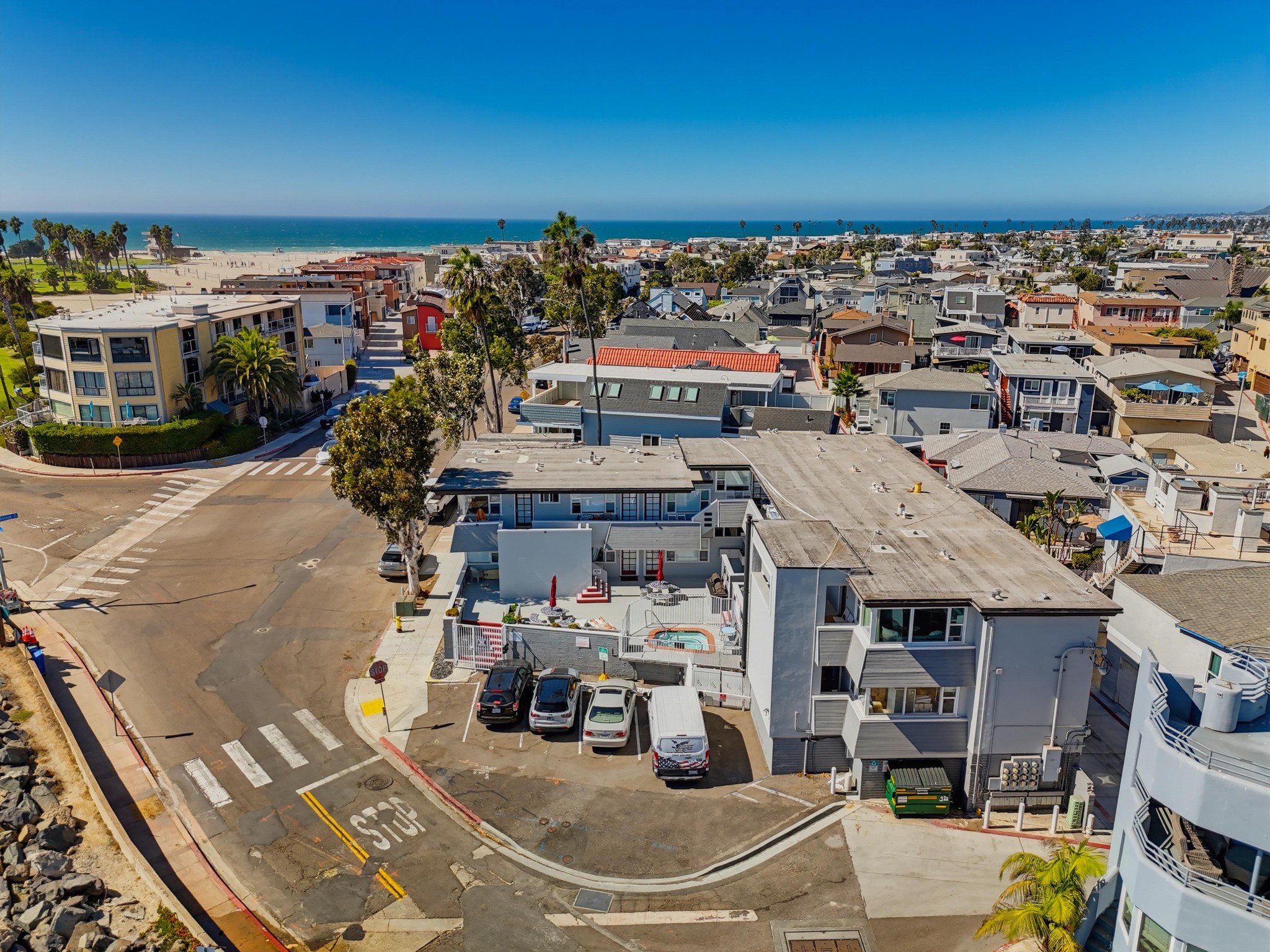 Virtual tour photo 48 of 80 for 2613 Mission Blvd Apt 14