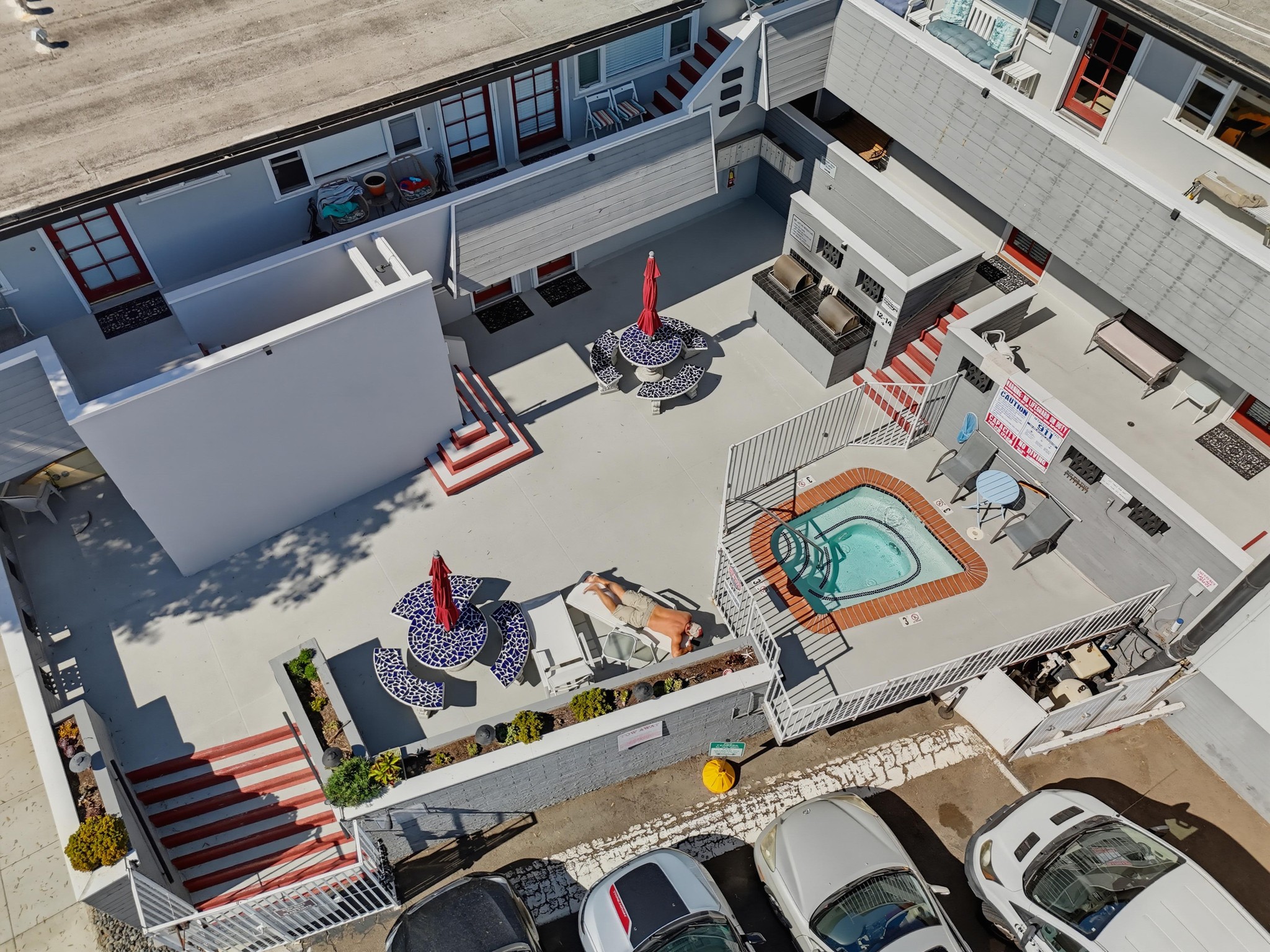 Virtual tour photo 58 of 80 for 2613 Mission Blvd Apt 14