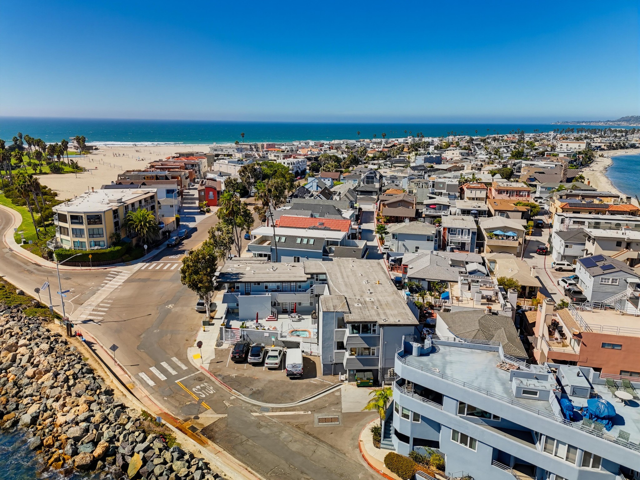 Virtual tour photo 73 of 80 for 2613 Mission Blvd Apt 14