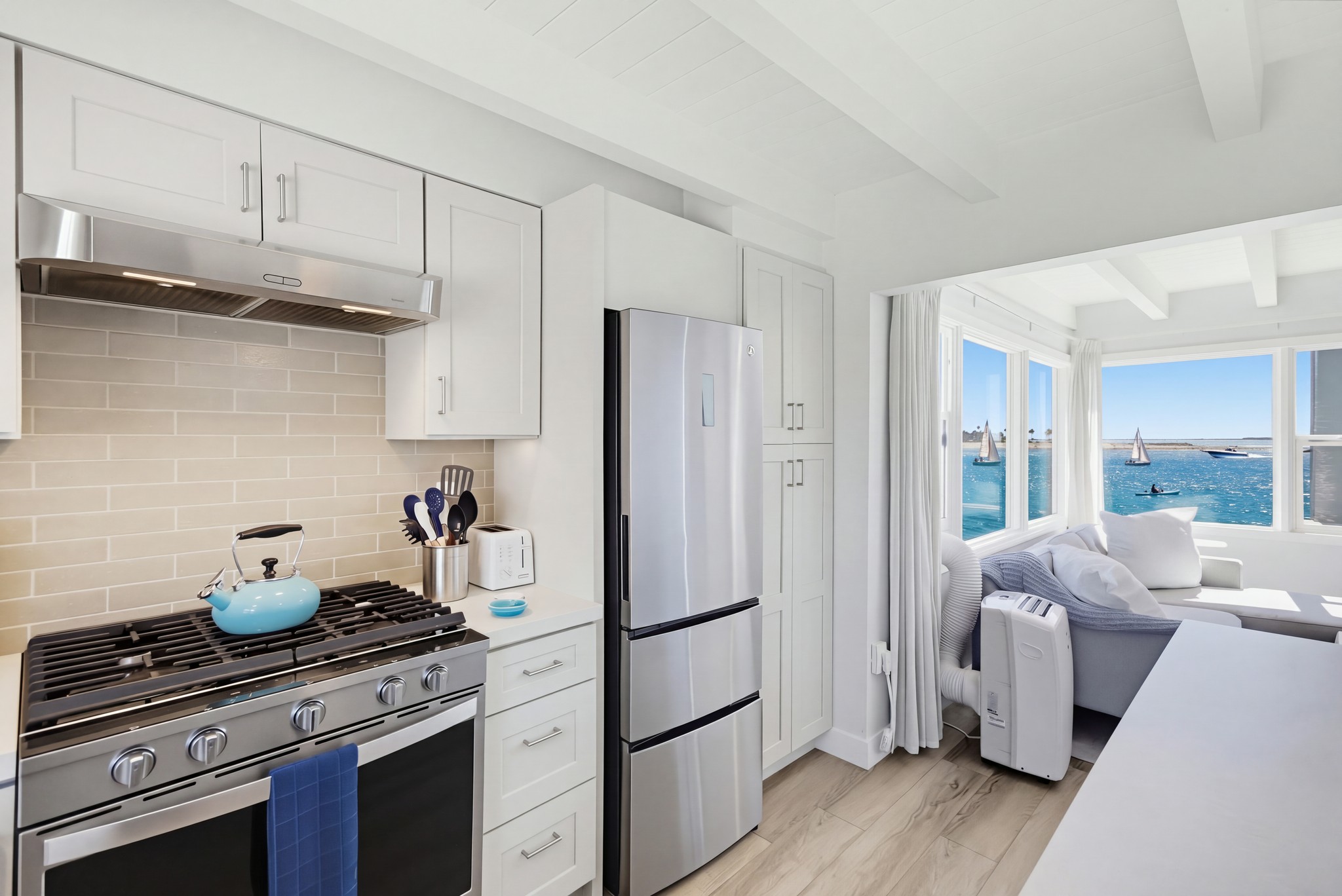 Virtual tour photo 29 of 80 for 2613 Mission Blvd Apt 14