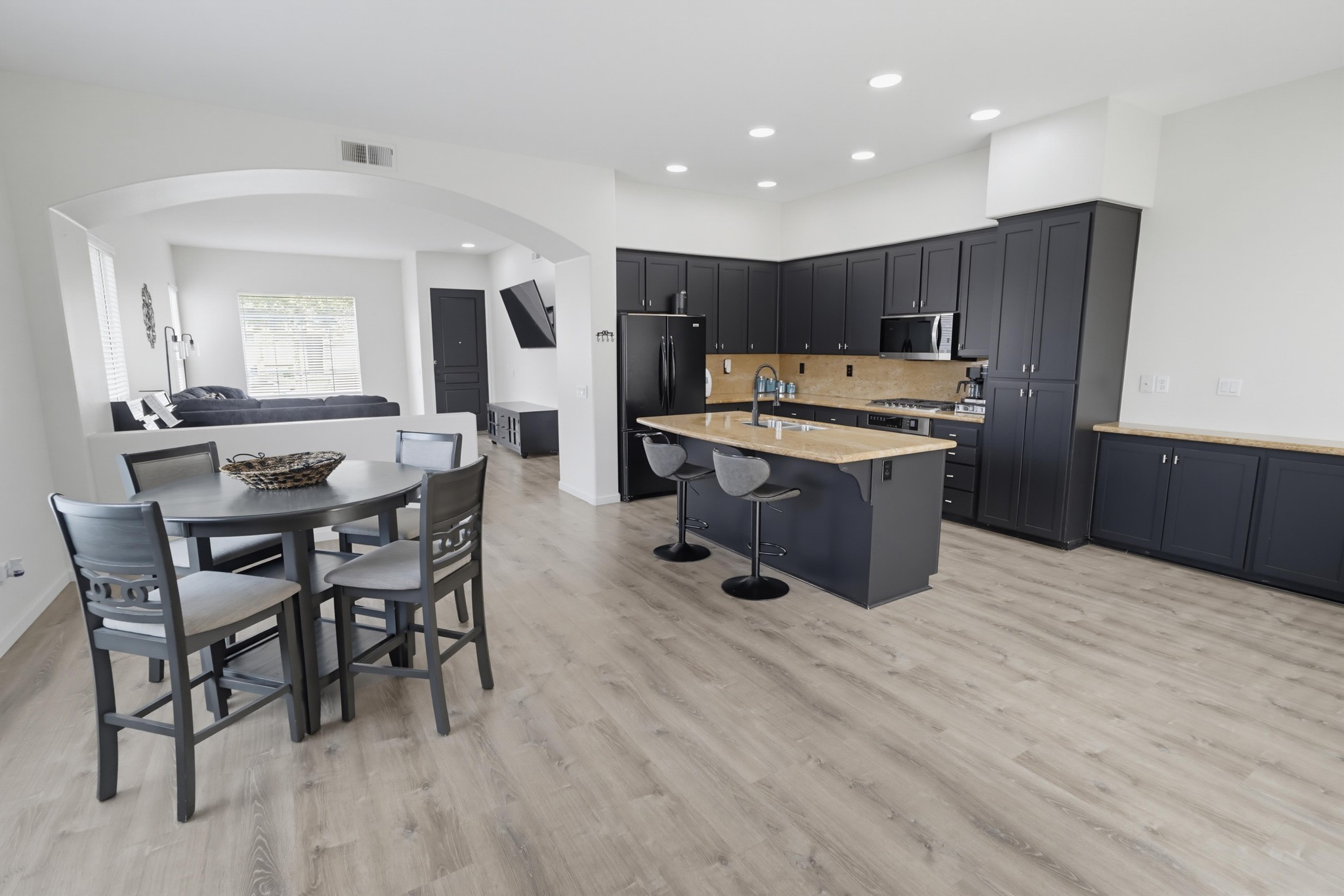 Virtual tour photo 1 of 29 for 2614 Flagstaff Ct