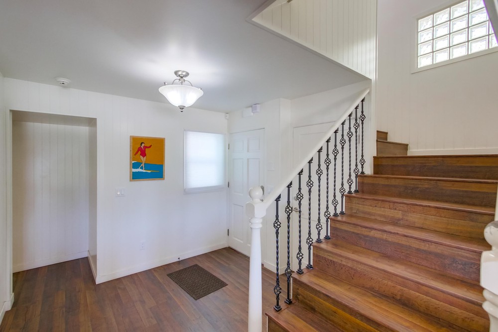 Virtual tour photo 19 of 44 for 2614 Strandway