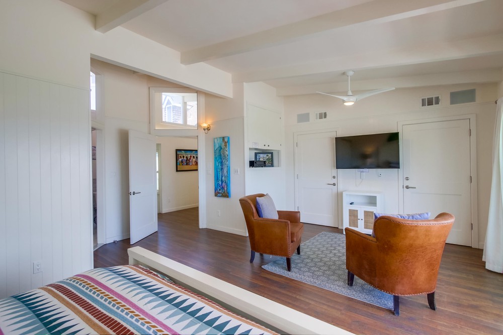Virtual tour photo 24 of 44 for 2614 Strandway