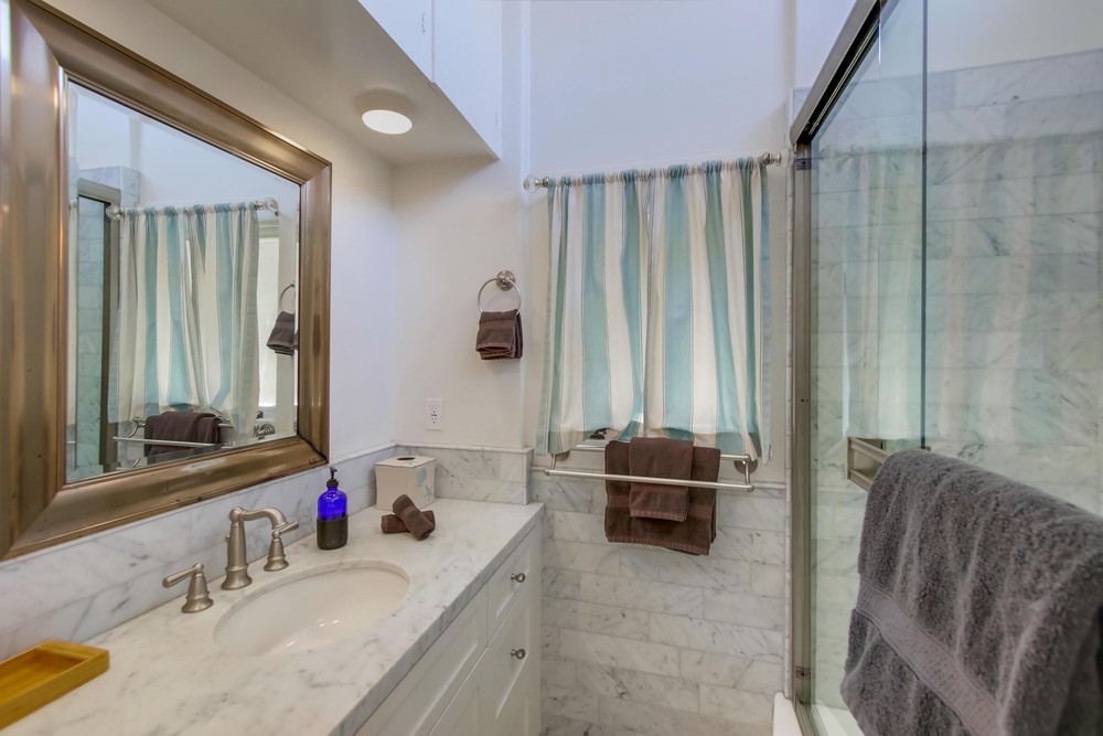 Virtual tour photo 26 of 44 for 2614 Strandway
