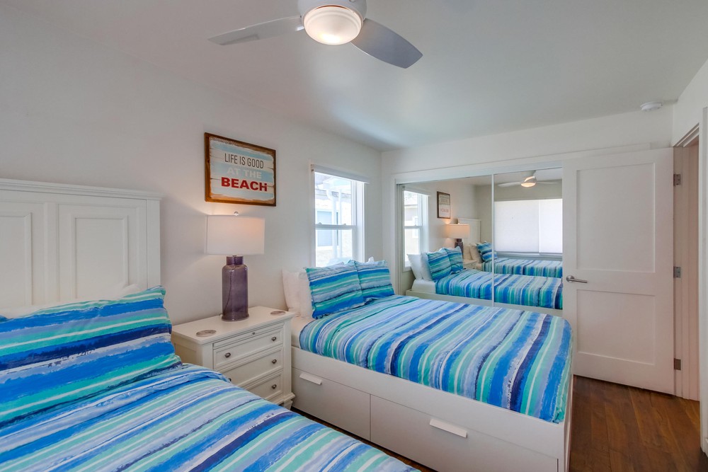 Virtual tour photo 31 of 44 for 2614 Strandway