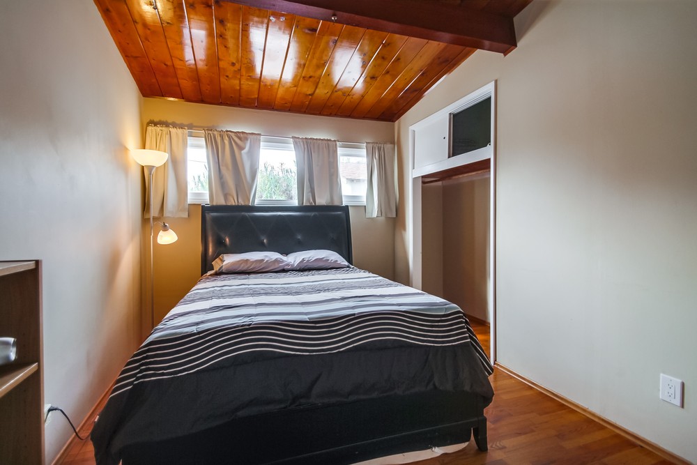Virtual tour photo 22 of 57 for 2615 Magnolia Ave