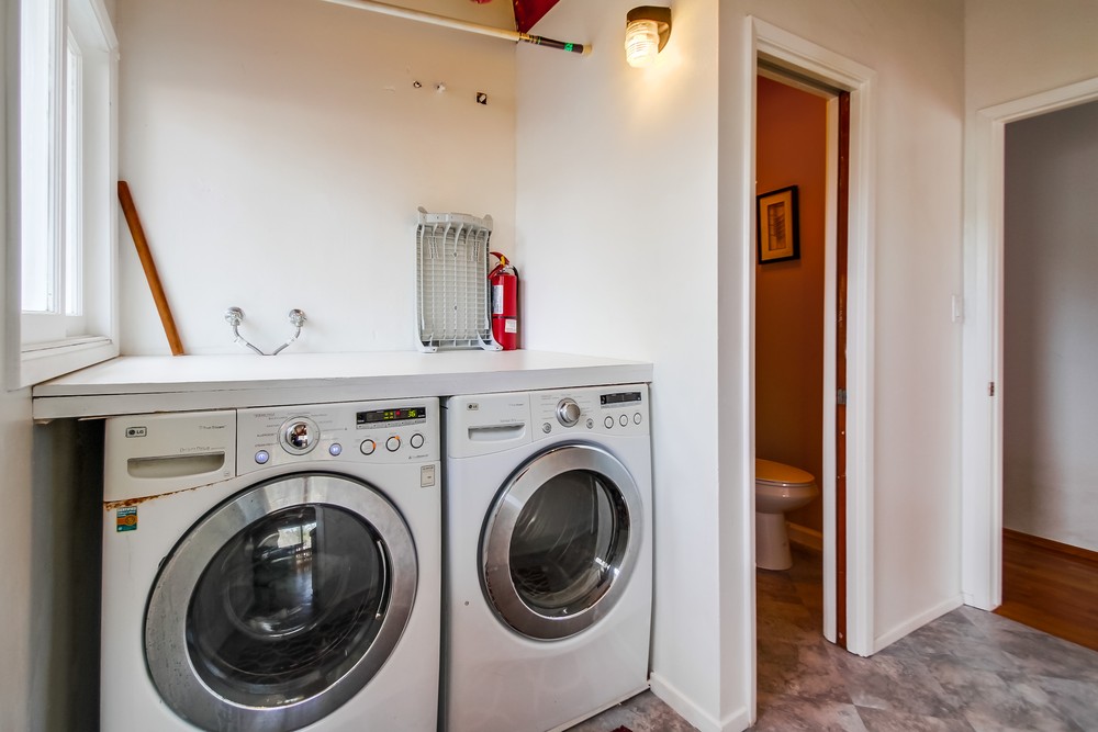 Virtual tour photo 32 of 57 for 2615 Magnolia Ave