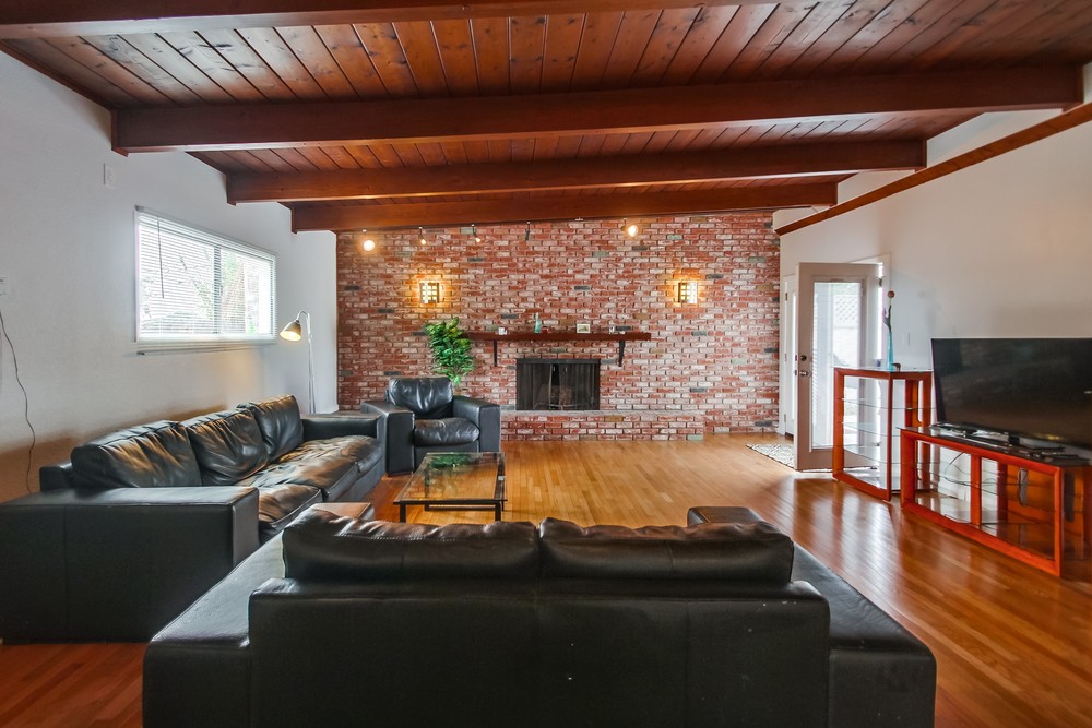 Virtual tour photo 39 of 57 for 2615 Magnolia Ave