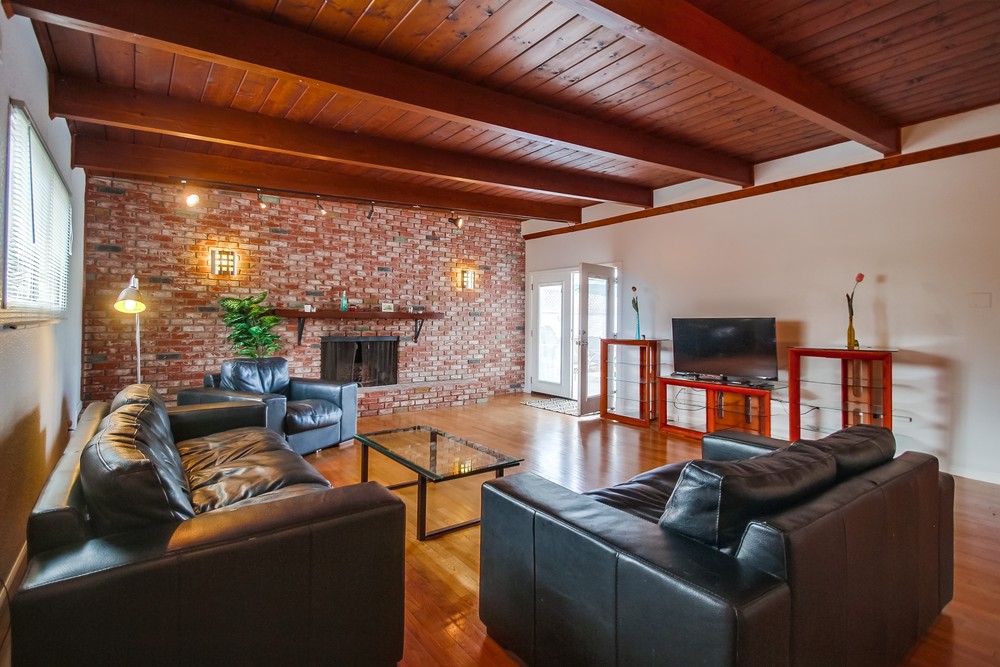 Virtual tour photo 40 of 57 for 2615 Magnolia Ave