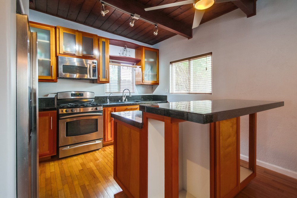 Virtual tour photo 47 of 57 for 2615 Magnolia Ave