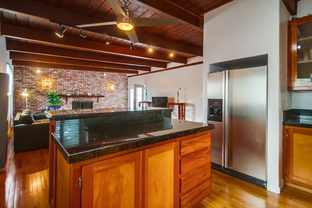 Virtual tour photo 50 of 57 for 2615 Magnolia Ave