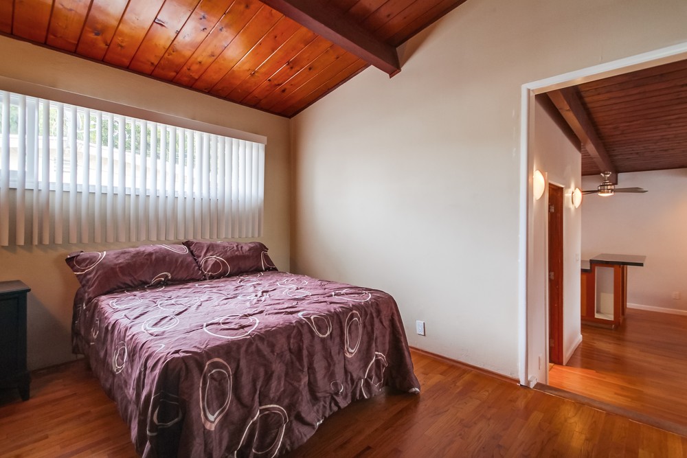 Virtual tour photo 51 of 57 for 2615 Magnolia Ave