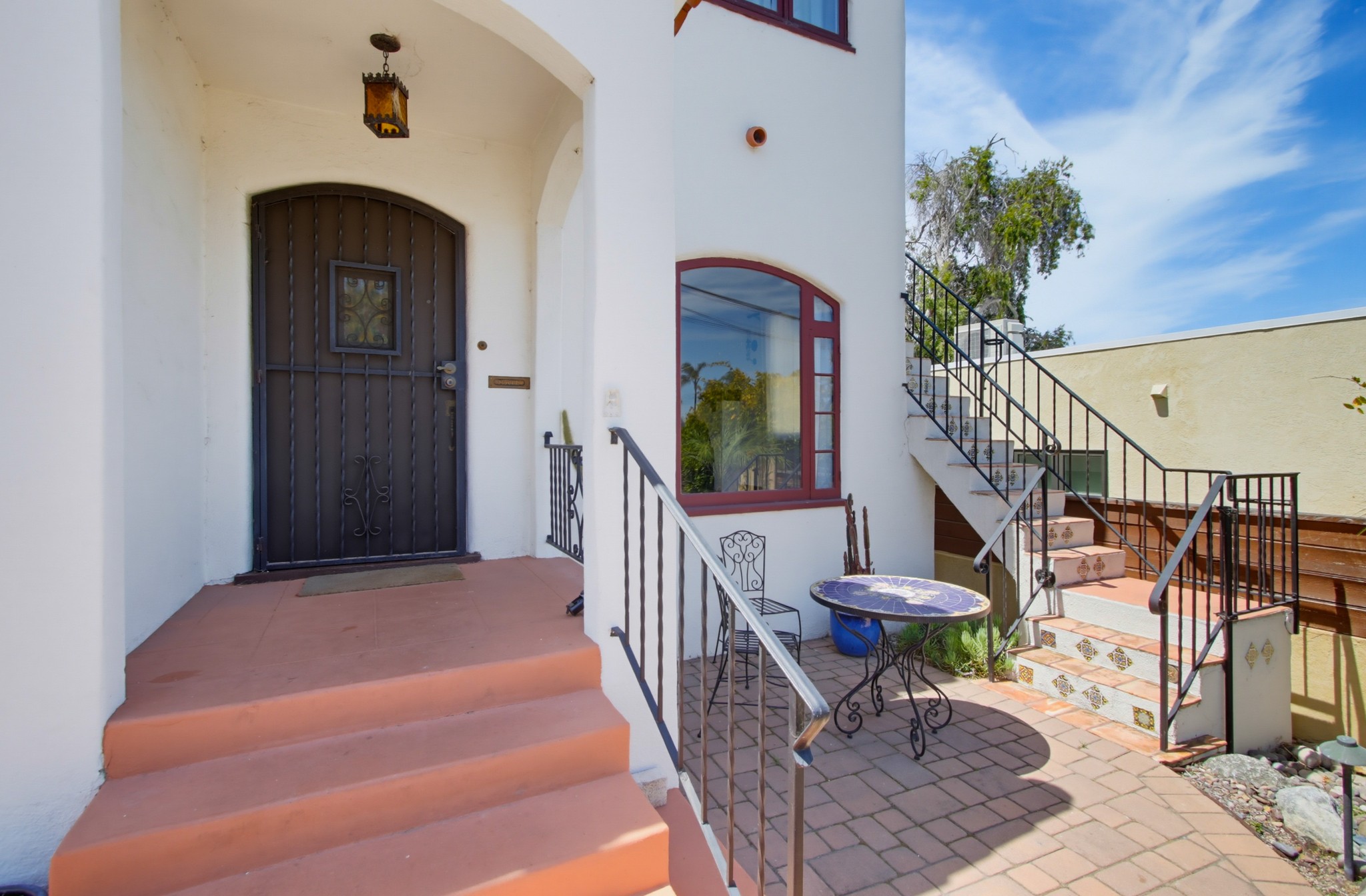 Virtual tour photo 5 of 72 for 2615 Myrtle Ave
