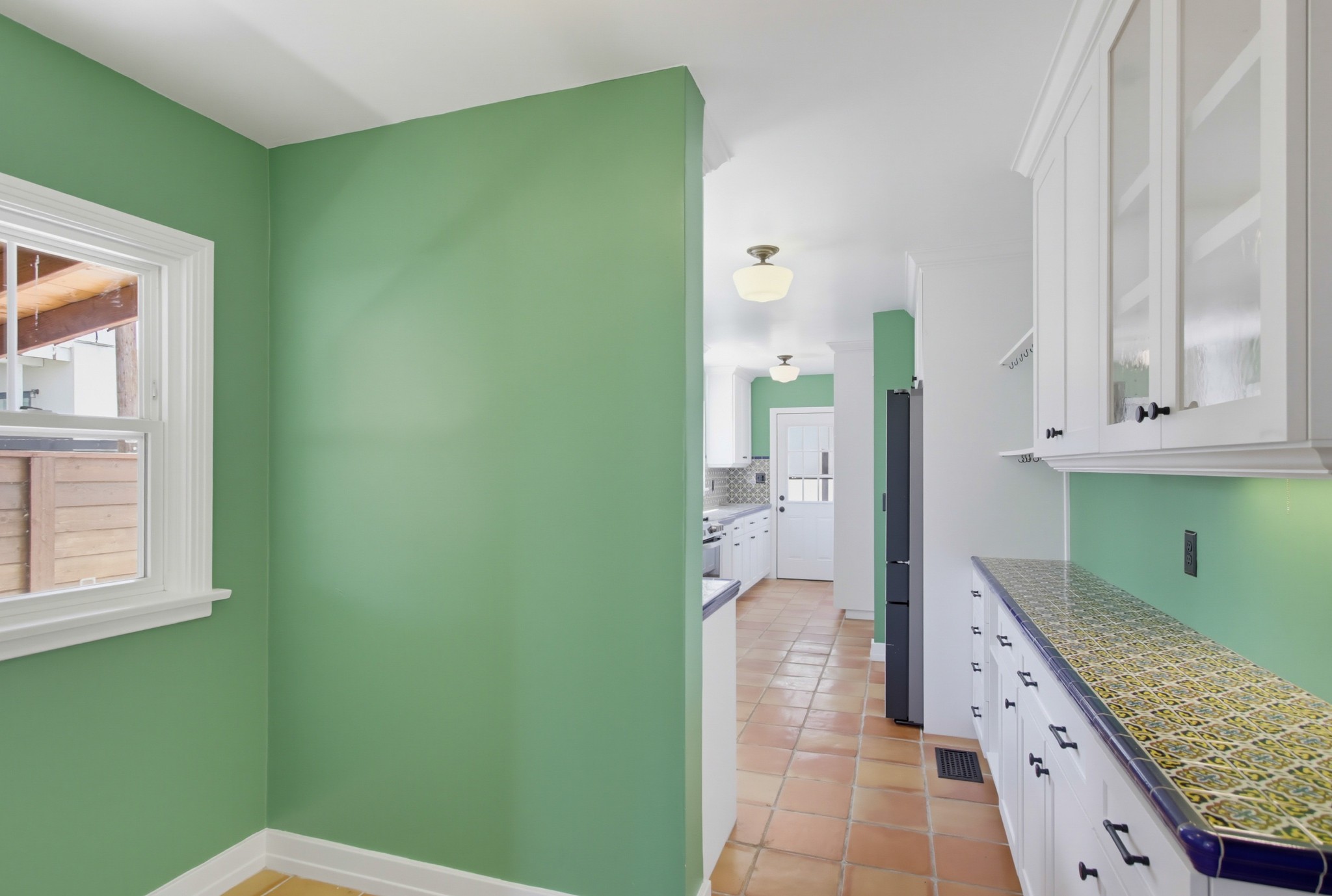 Virtual tour photo 13 of 72 for 2615 Myrtle Ave