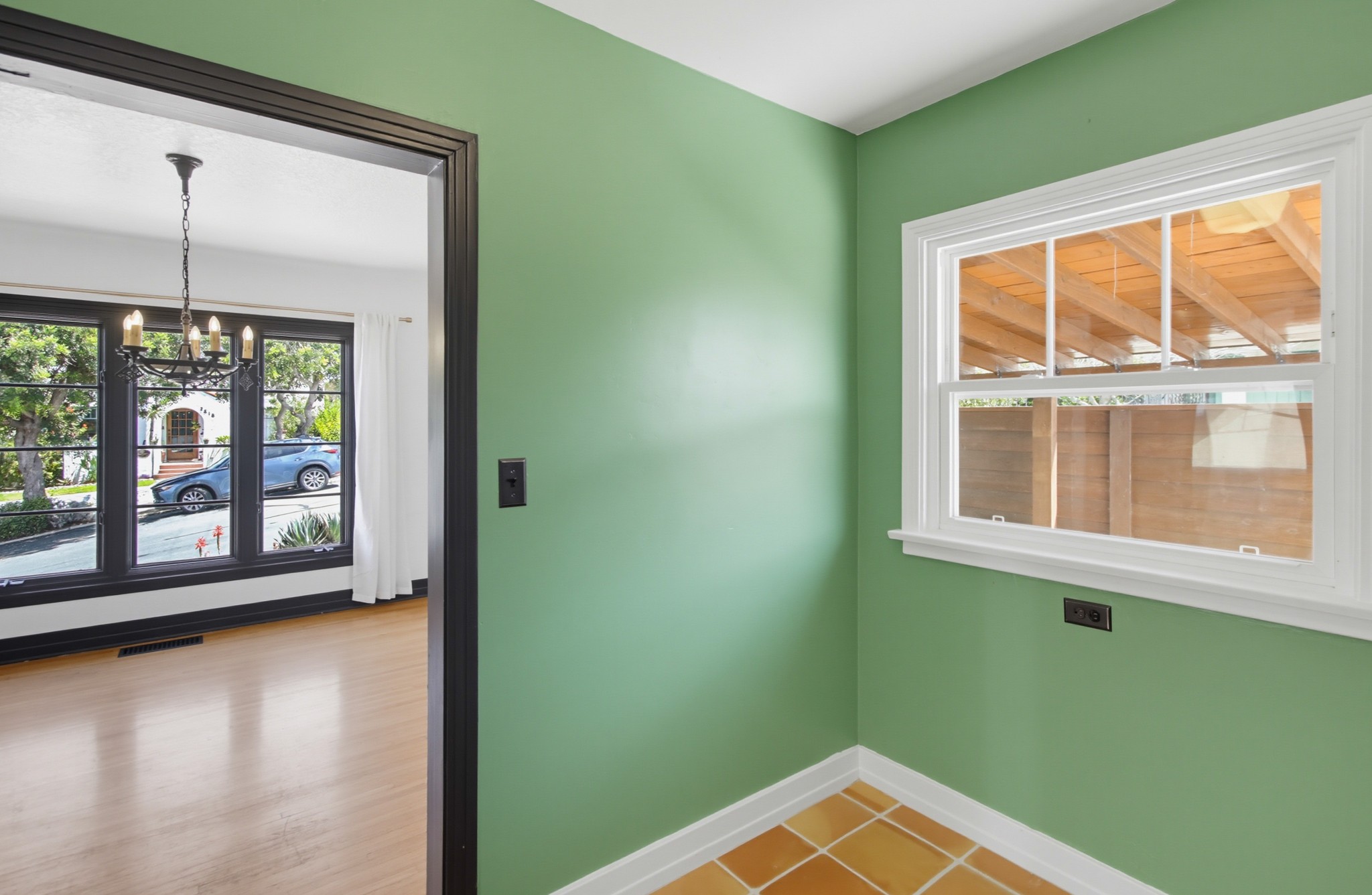 Virtual tour photo 14 of 72 for 2615 Myrtle Ave