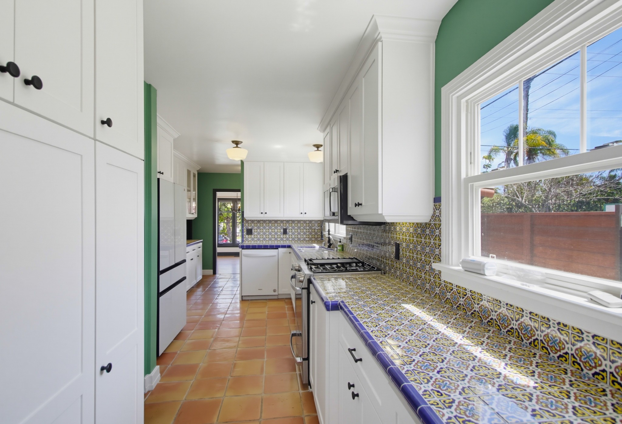 Virtual tour photo 17 of 72 for 2615 Myrtle Ave