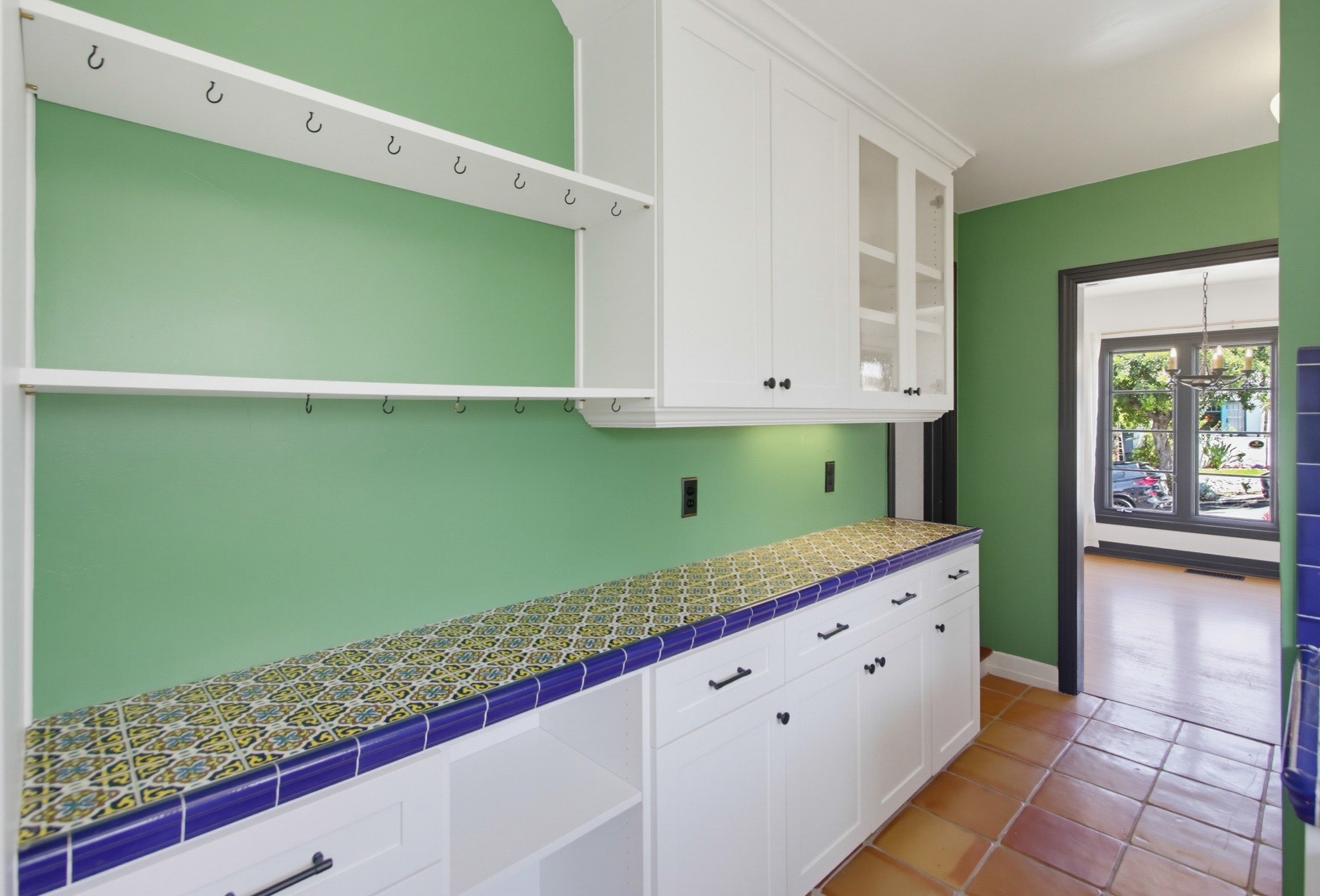 Virtual tour photo 19 of 72 for 2615 Myrtle Ave