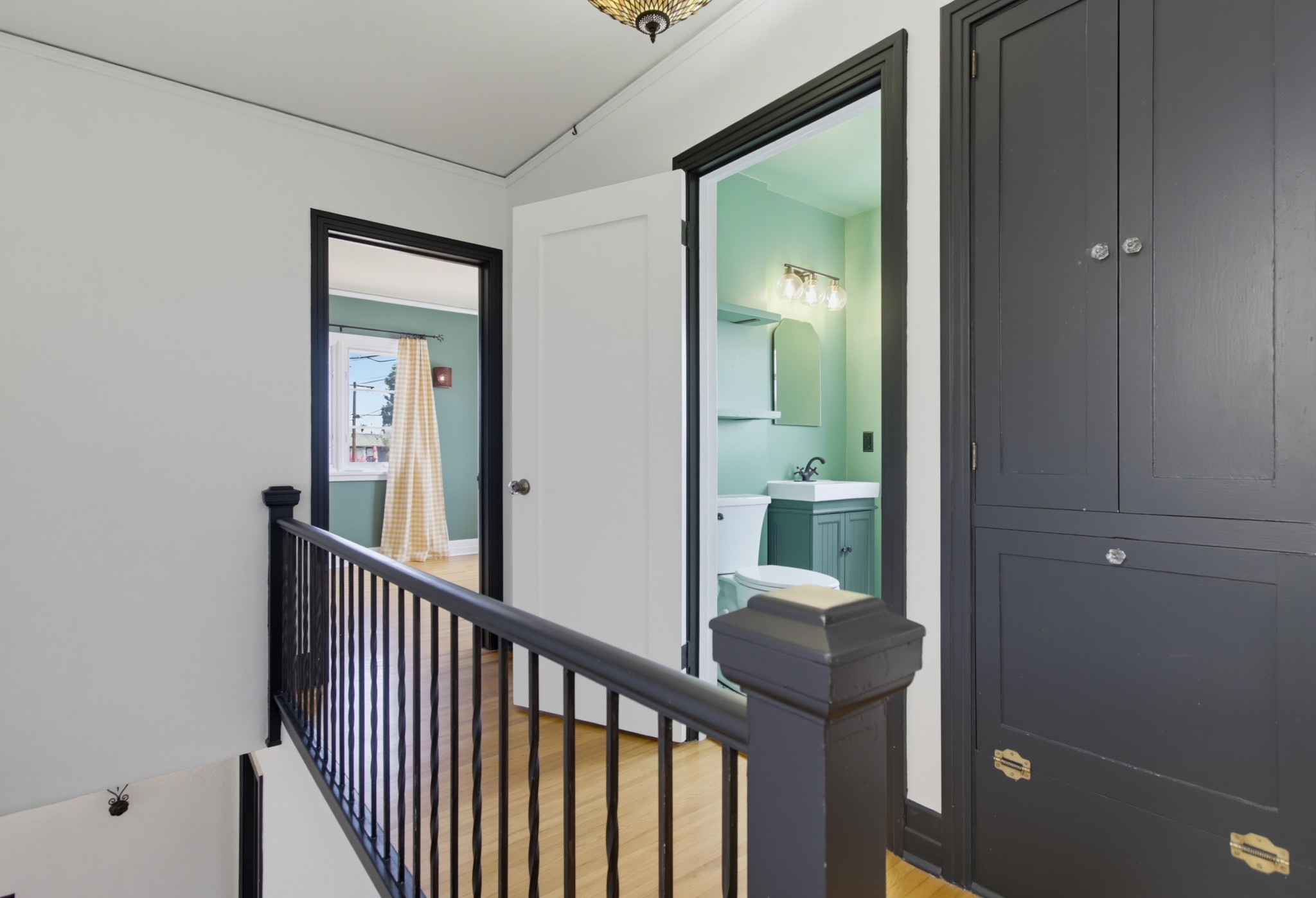 Virtual tour photo 25 of 72 for 2615 Myrtle Ave